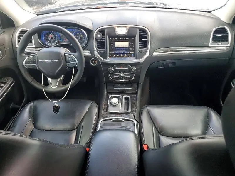 2016 CHRYSLER 300 LIMITED  