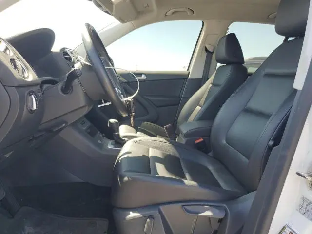 2017 VOLKSWAGEN TIGUAN S