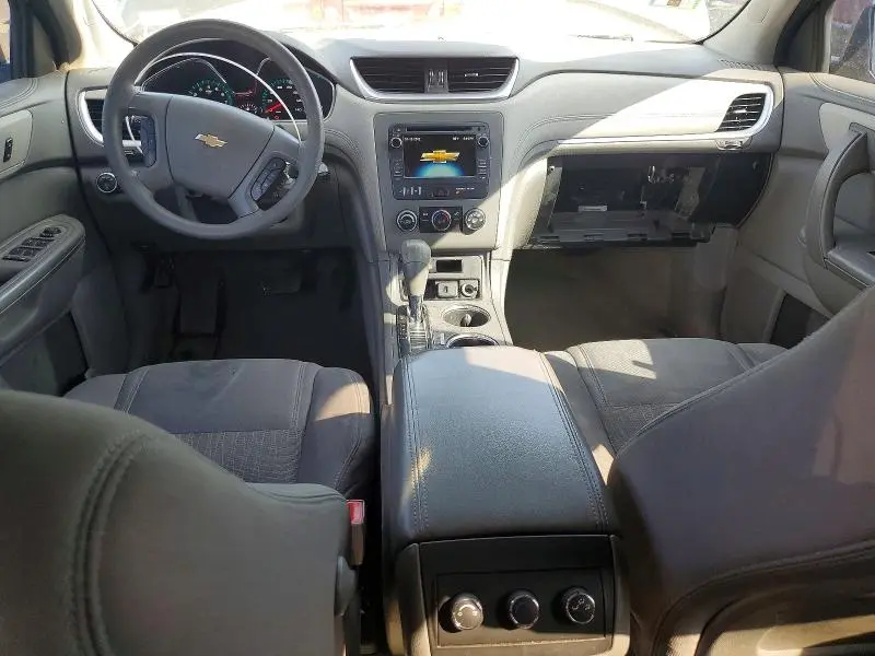2016 CHEVROLET TRAVERSE LS  
