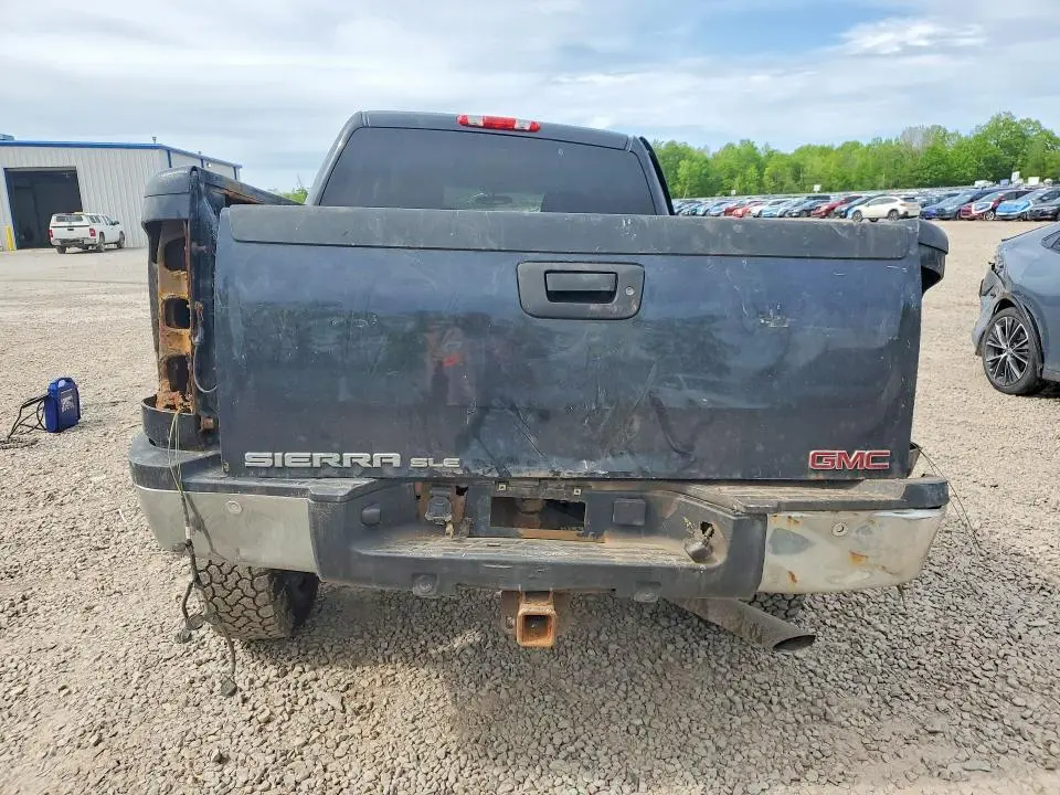 2010 GMC SIERRA K2500 SLE  