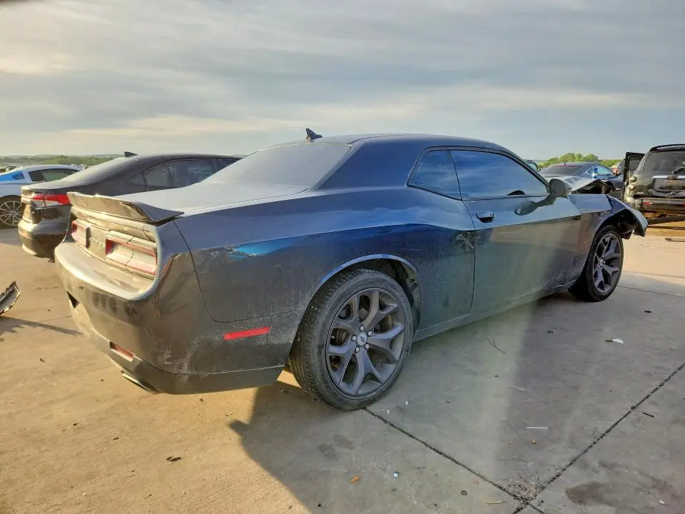 2018 DODGE CHALLENGER SXT  