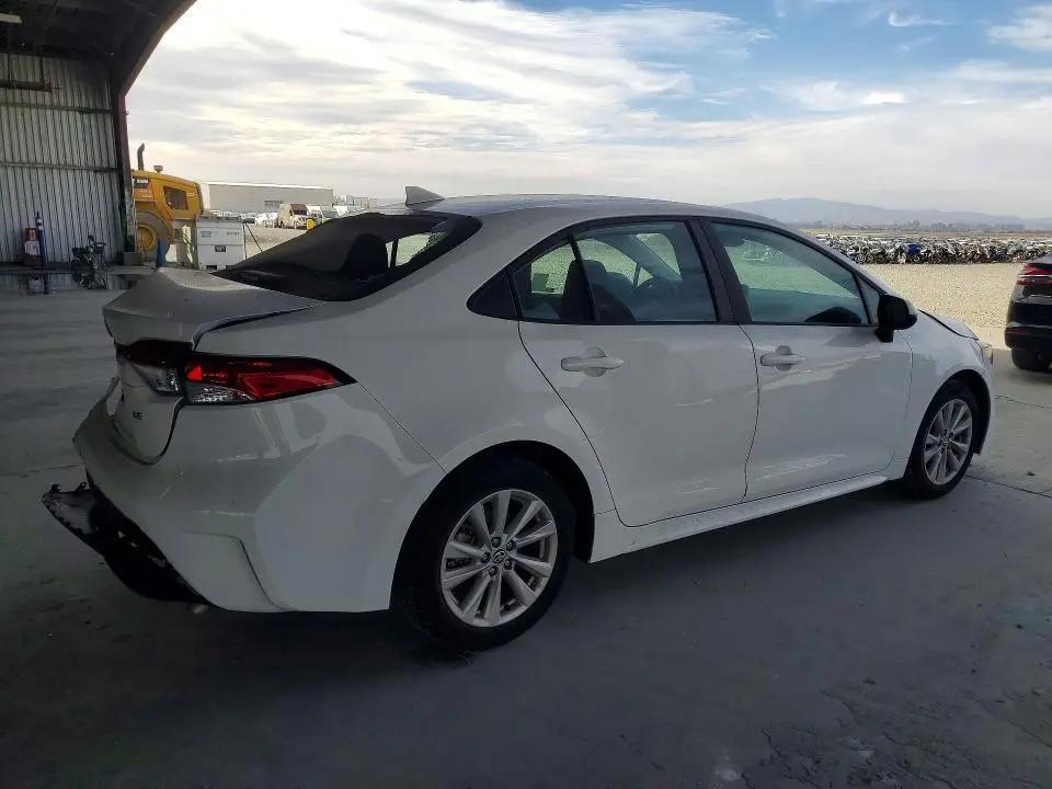 2024 TOYOTA COROLLA   