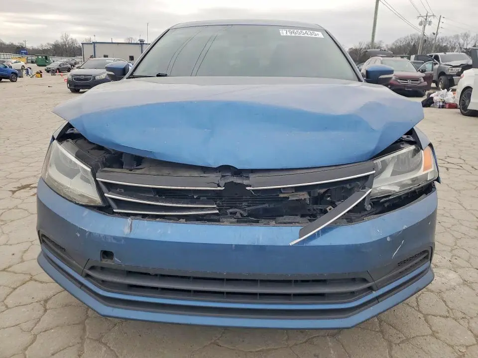 2016 VOLKSWAGEN JETTA SE  