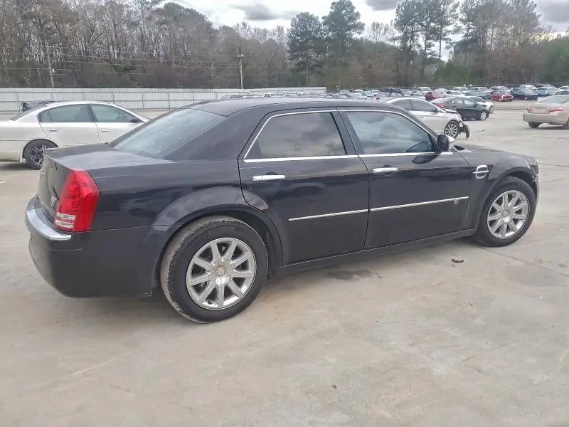 2010 CHRYSLER 300C   