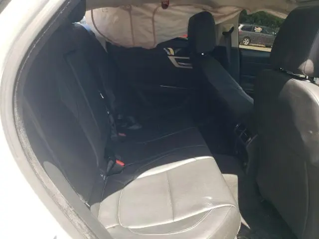 2016 JAGUAR XF PREMIUM  