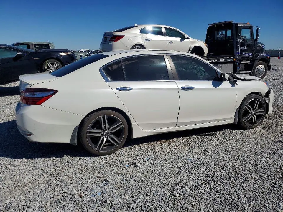 2017 HONDA ACCORD SPORT  
