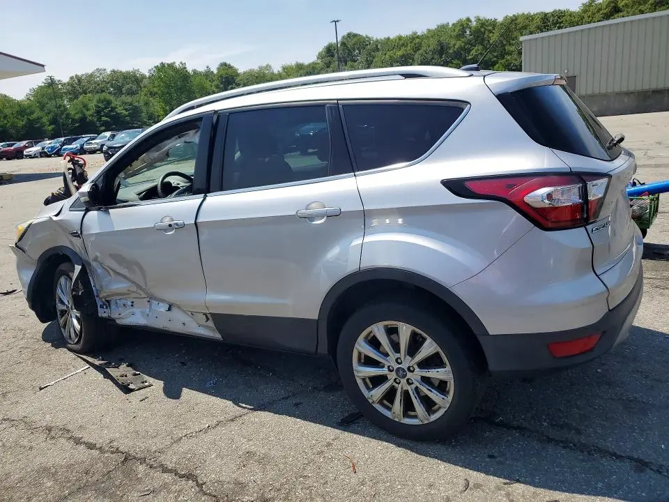 2017 FORD ESCAPE TITANIUM  
