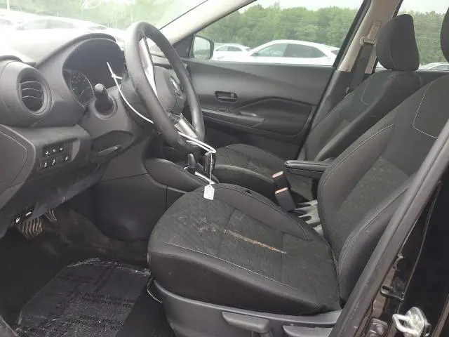 2021 NISSAN KICKS S  