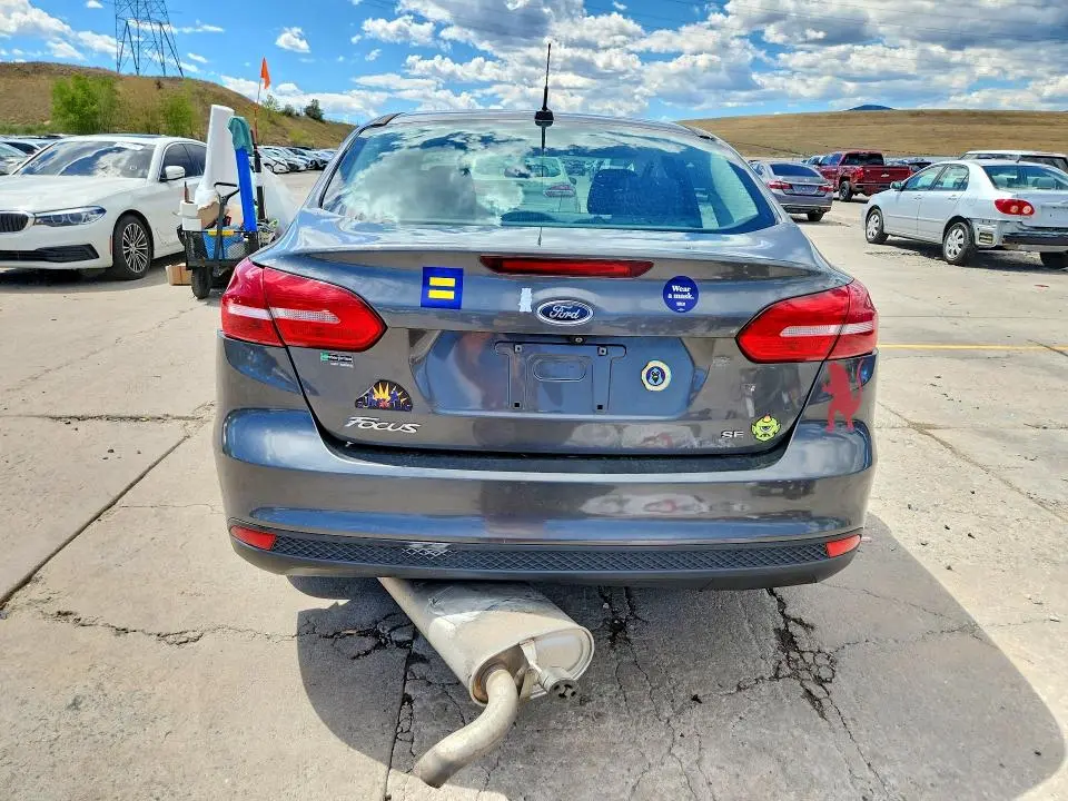 2018 FORD FOCUS SE  