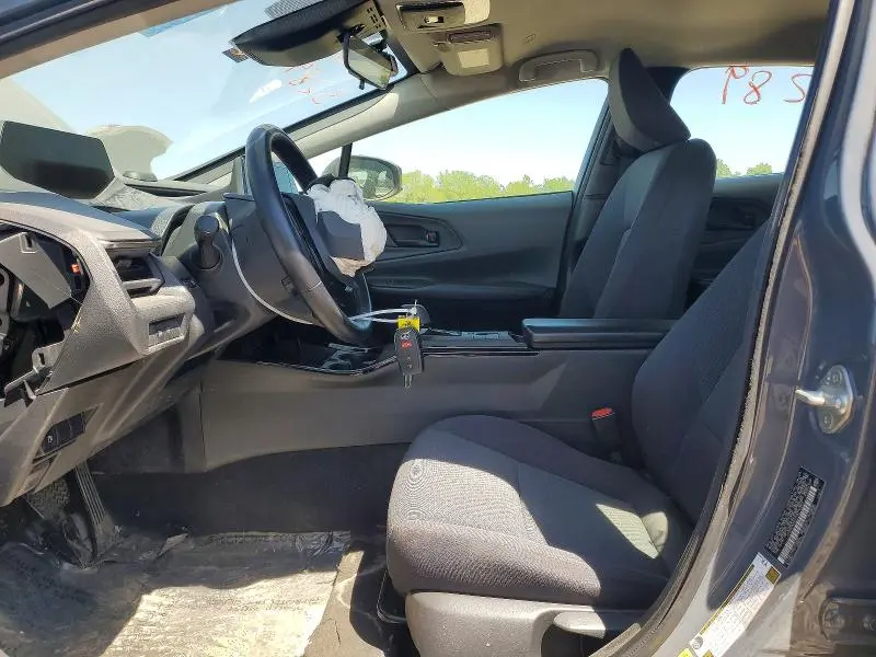 2023 TOYOTA PRIUS LE  