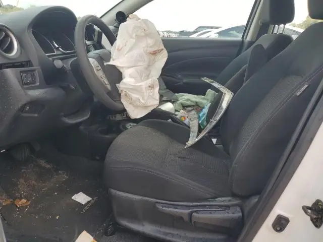 2019 NISSAN VERSA S