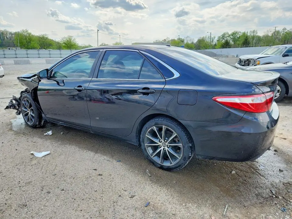 2015 TOYOTA CAMRY XSE V6  