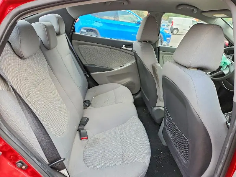 2012 HYUNDAI ACCENT GLS  