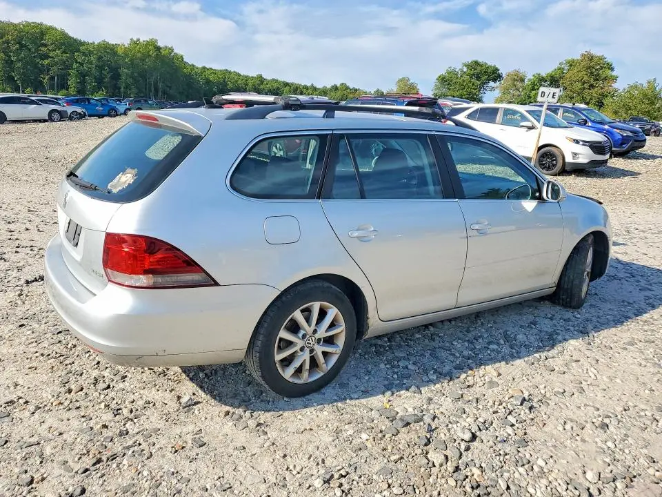2011 VOLKSWAGEN JETTA S/SE  