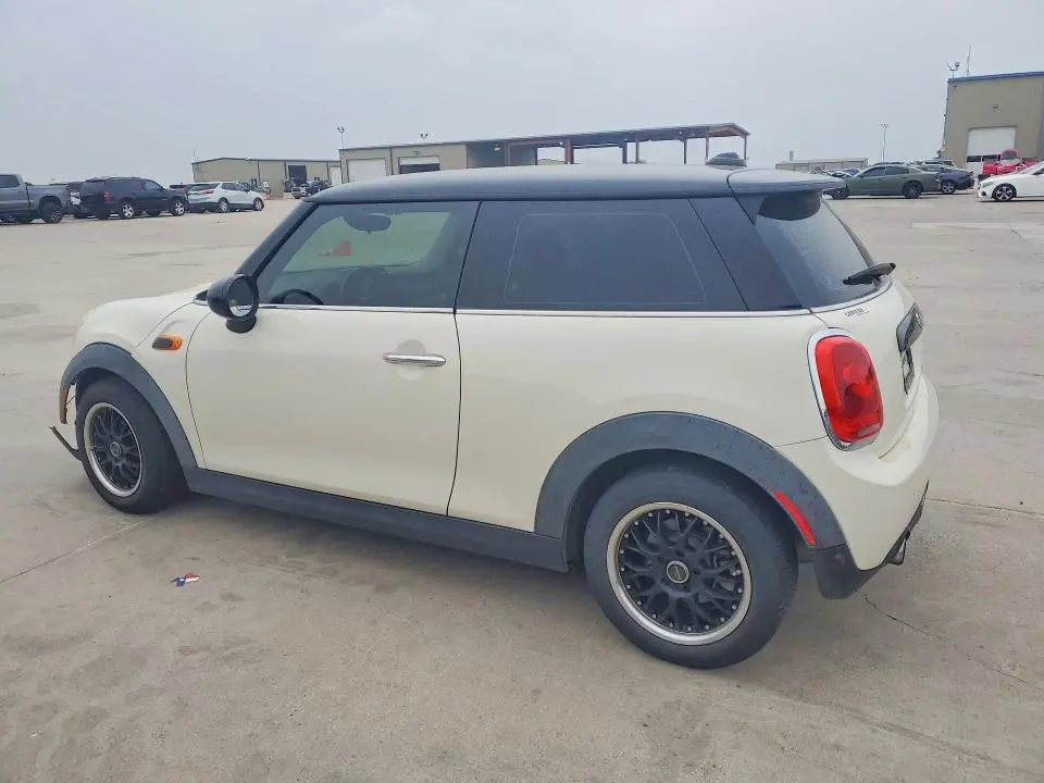 2016 MINI COOPER   