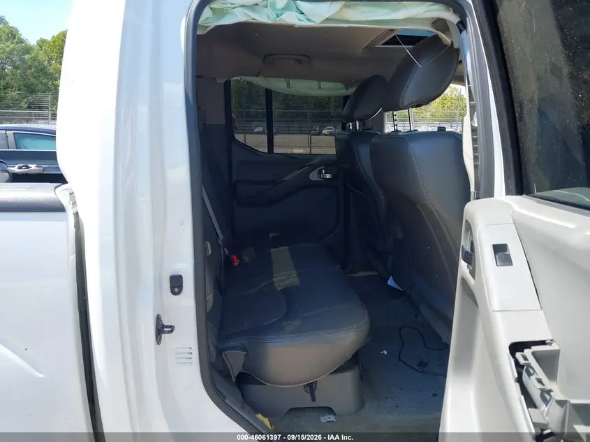 2012 NISSAN FRONTIER SL