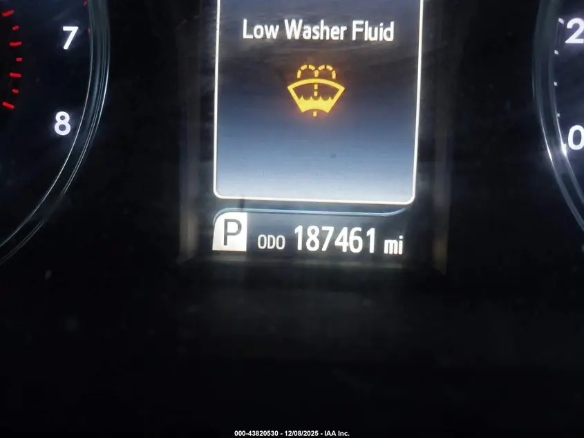 2016 TOYOTA CAMRY XLE