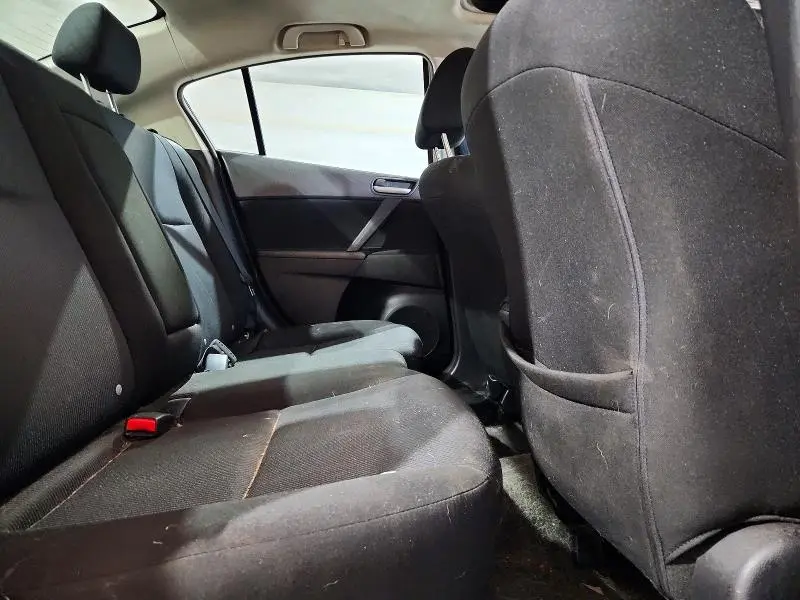 2010 MAZDA 3 I  