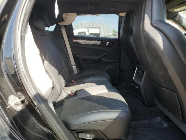 2023 PORSCHE CAYENNE E-HYBRID  