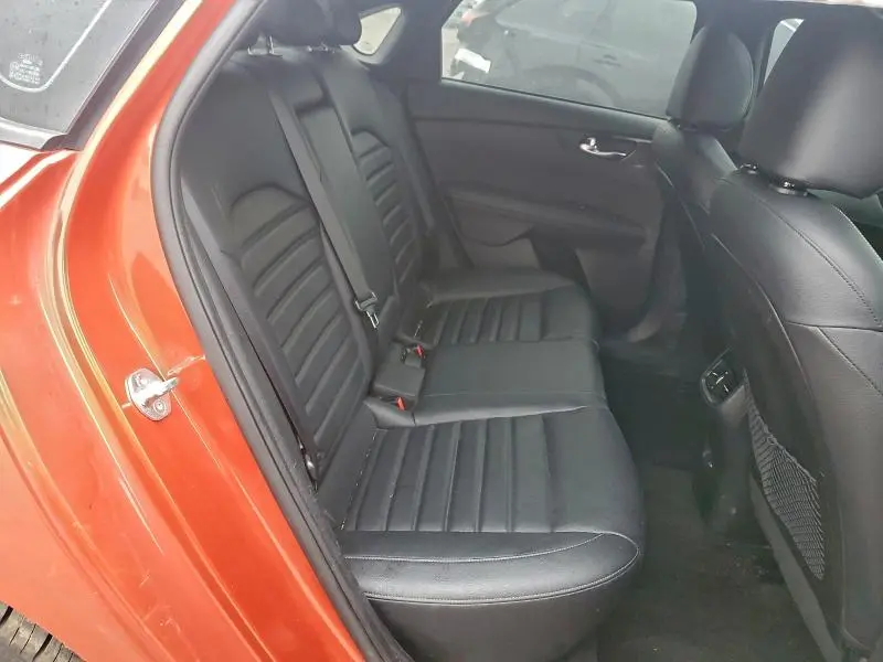 2023 KIA FORTE GT LINE  