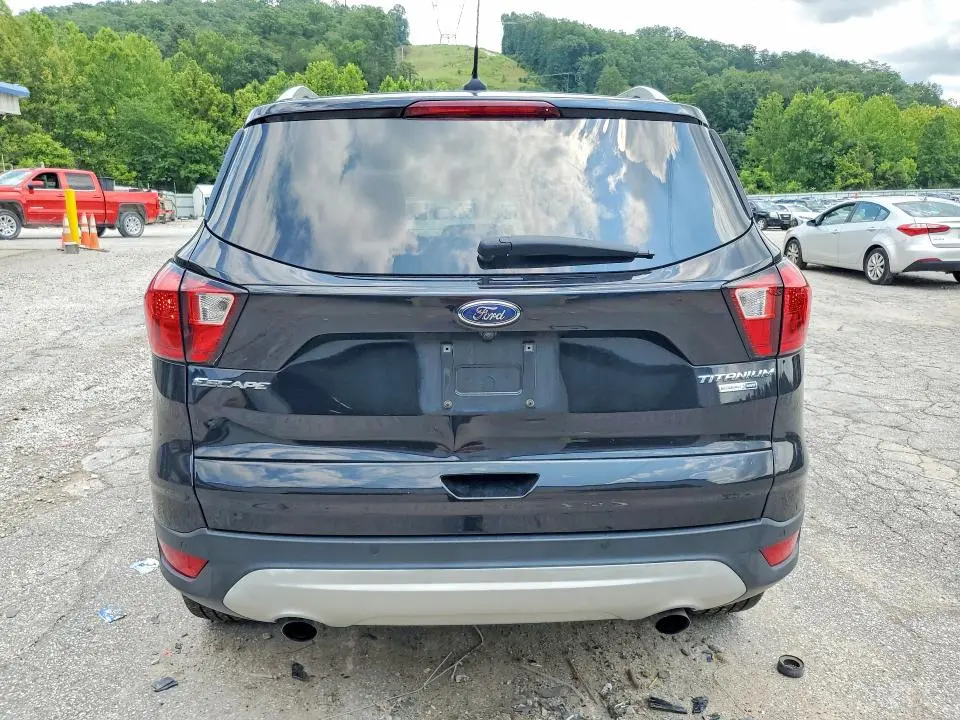 2019 FORD ESCAPE TITANIUM  