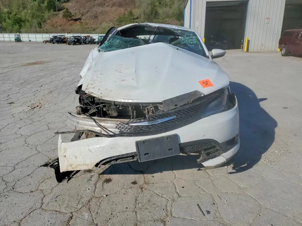 2016 CHRYSLER 200 S  