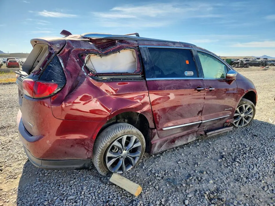2019 CHRYSLER PACIFICA LIMITED  