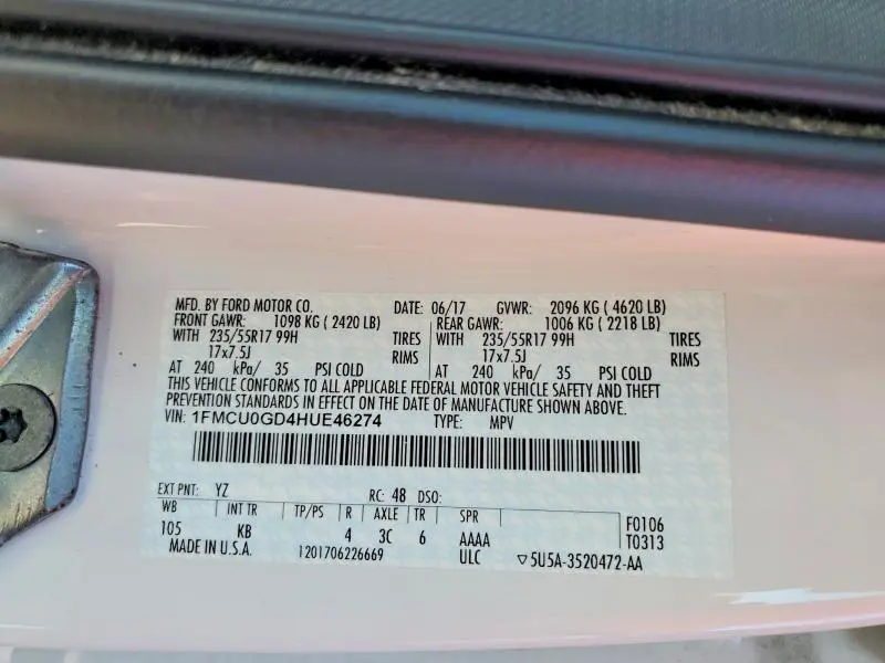 2017 FORD ESCAPE SE  