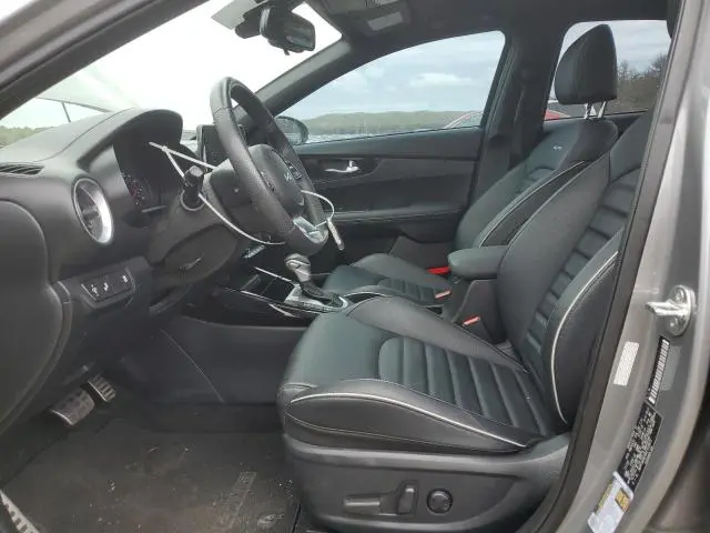 2024 KIA FORTE GT LINE  