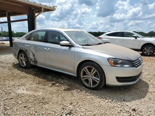 2014 VOLKSWAGEN PASSAT SE  