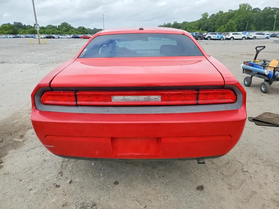 2010 DODGE CHALLENGER SE  