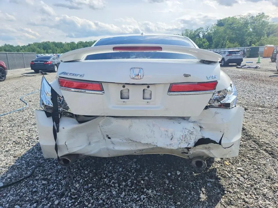 2011 HONDA ACCORD EXL  