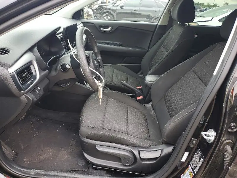 2021 KIA RIO S  