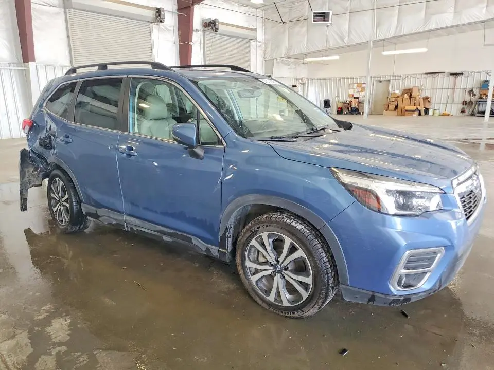 2021 SUBARU FORESTER LIMITED  