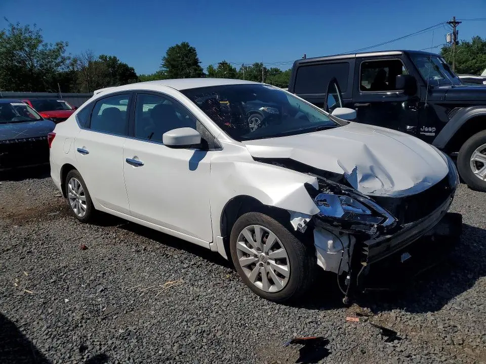 2016 NISSAN SENTRA SV  
