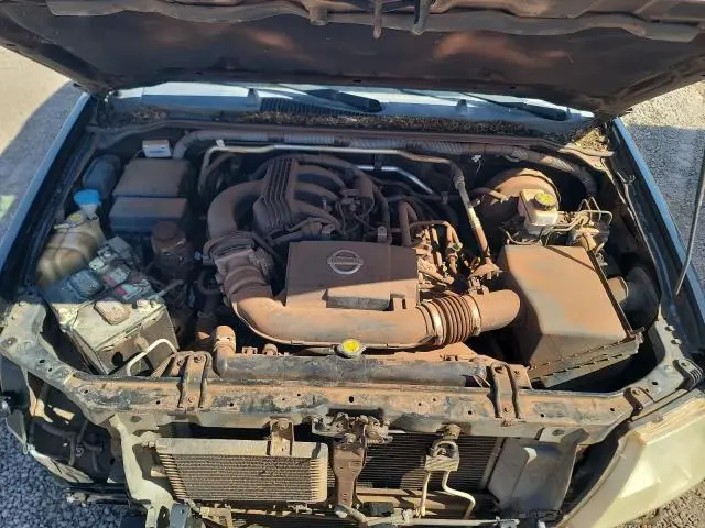 2010 NISSAN FRONTIER CREW CAB SE  