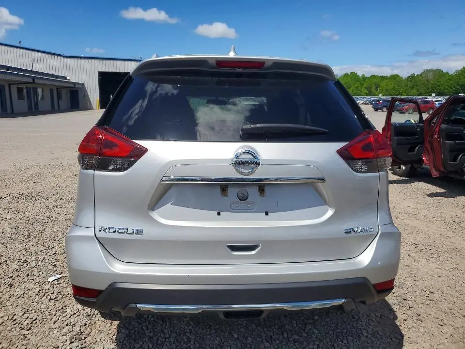 2018 NISSAN ROGUE SV  