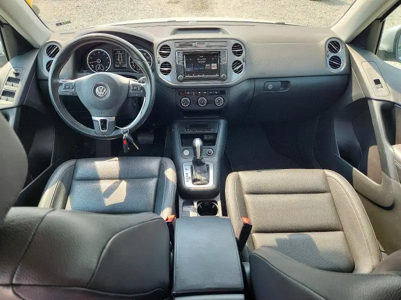 2017 VOLKSWAGEN TIGUAN S  