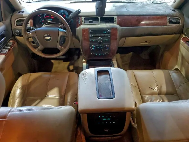 2011 CHEVROLET SUBURBAN C1500 LT  