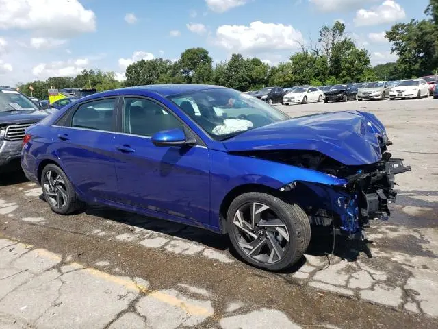 2024 HYUNDAI ELANTRA SEL  