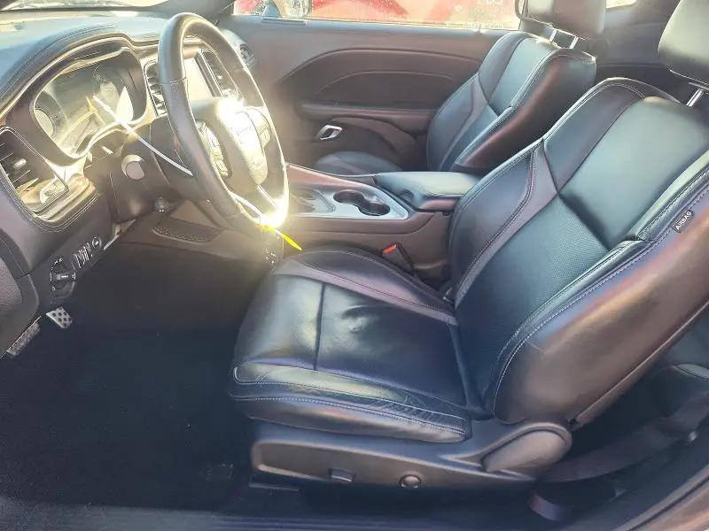 2022 DODGE CHALLENGER SXT  