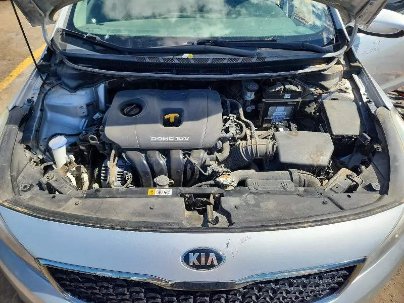 2017 KIA FORTE LX  