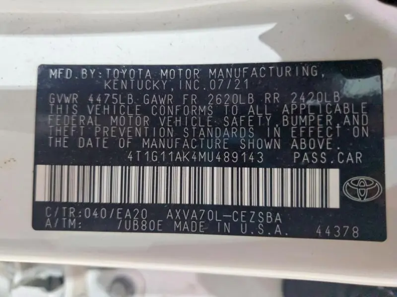 2021 TOYOTA CAMRY SE  