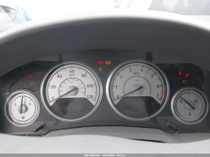 2010 CHRYSLER TOWN & COUNTRY TOURING