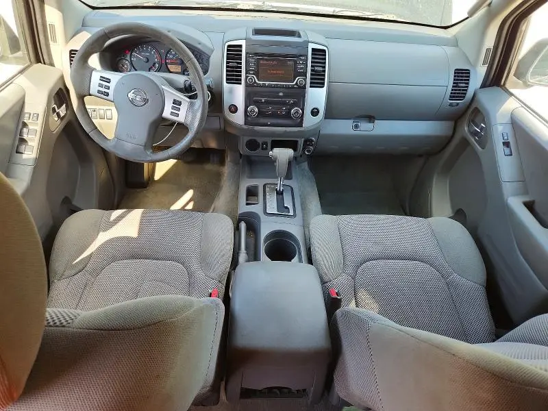 2018 NISSAN FRONTIER SV  