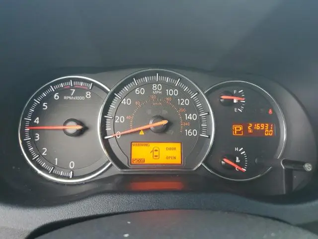 2010 NISSAN MAXIMA S  