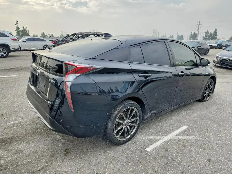 2017 TOYOTA PRIUS   