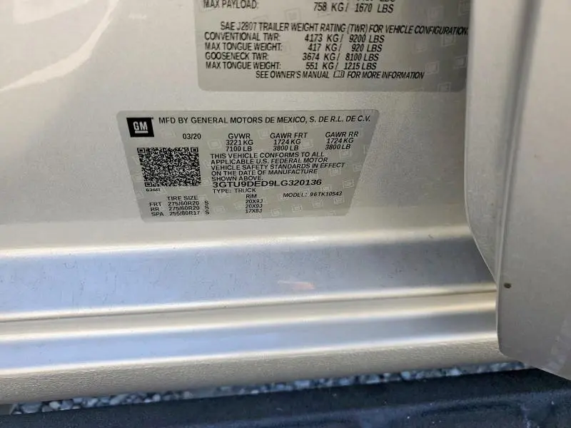 2020 GMC SIERRA K1500 SLT  