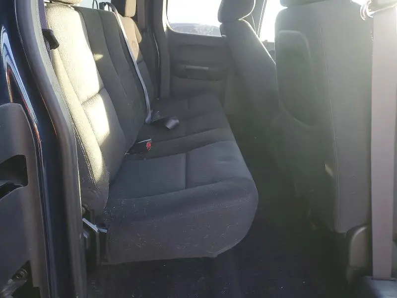 2011 CHEVROLET SILVERADO C1500 LS  