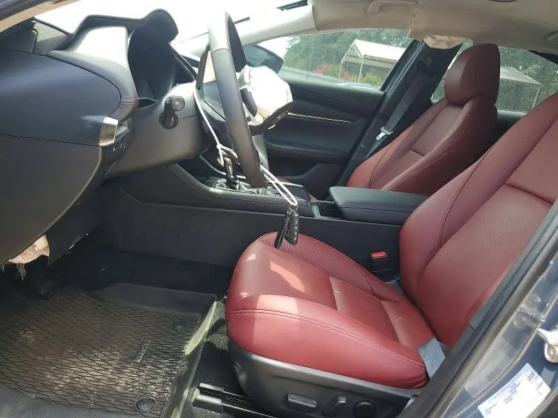 2024 MAZDA 3 PREFERRED  